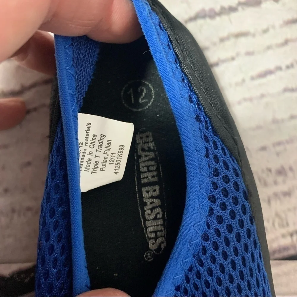 Nwot Beach Basics Mesh Water Shoes